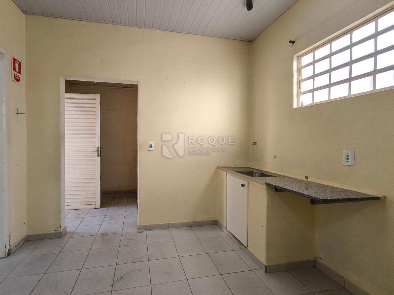 Casa Comercial à venda no bairro Boa Vista: COZINHA