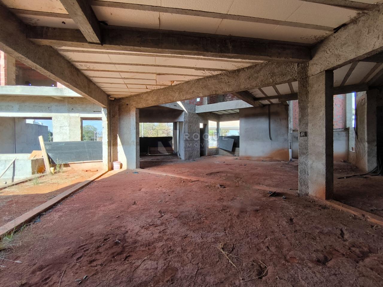 Casa em condomínio à venda no bairro Terras de São Bento II: 