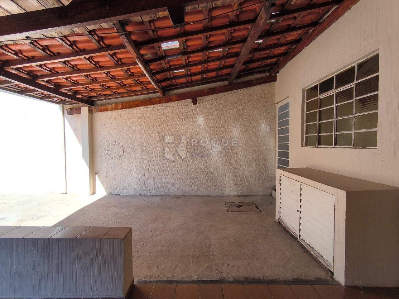 Casa Residencial à venda no bairro Jardim Morro Azul: ÁREA DE SERVIÇO