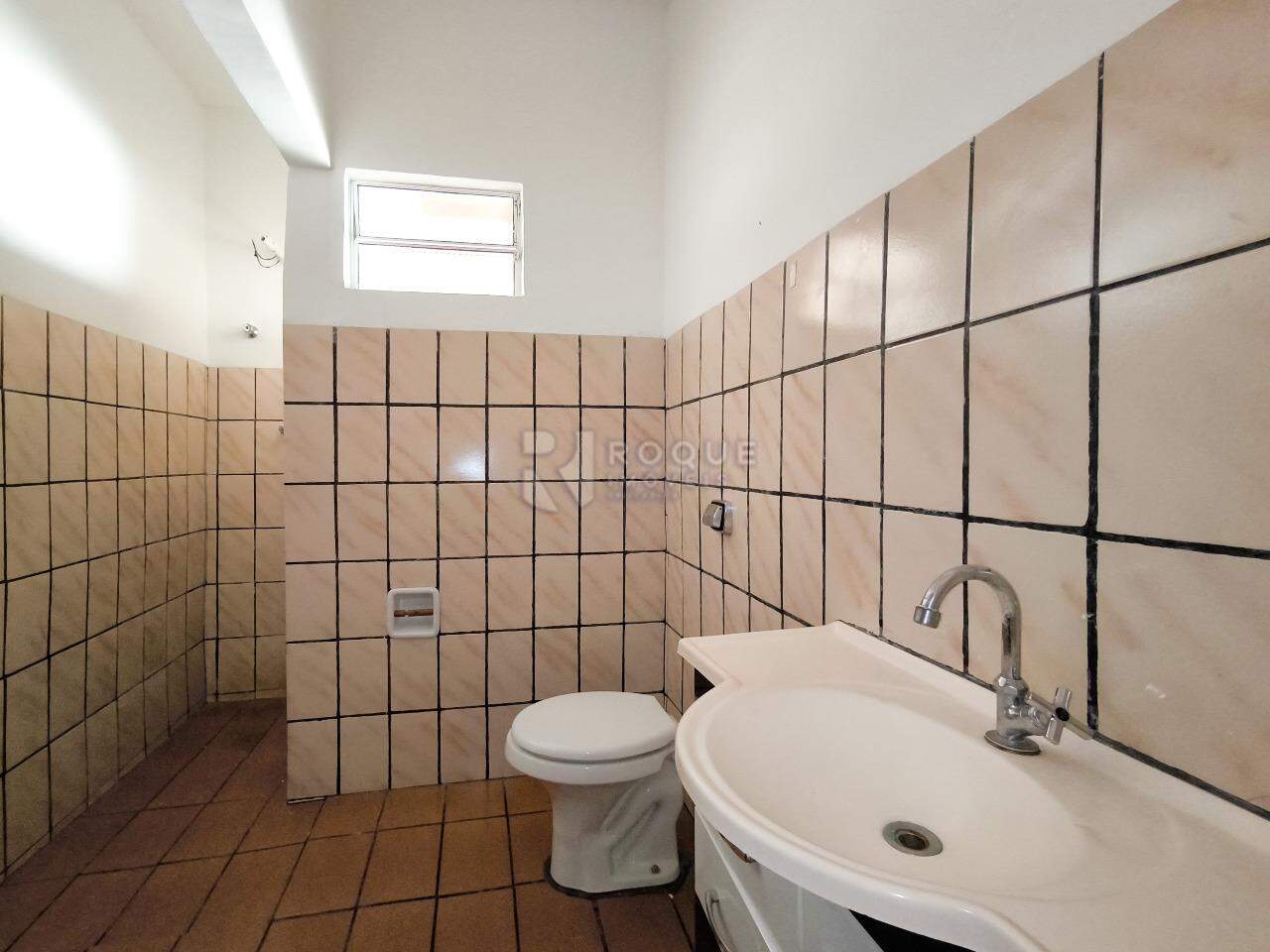 Casa Residencial à venda no bairro Jardim Morro Azul: BANHEIRO SOCIAL