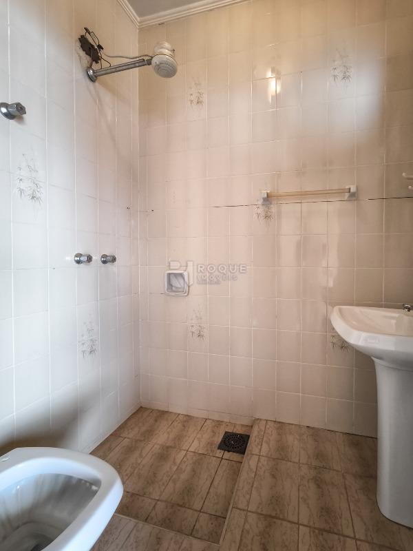 Casa Residencial à venda no bairro Vila Santa Lina: BANHEIRO SOCIAL EXTERNO