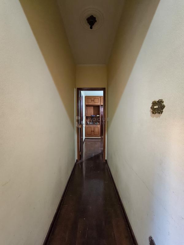 Casa Residencial à venda no bairro Vila Santa Lina: CORREDOR INTERNO