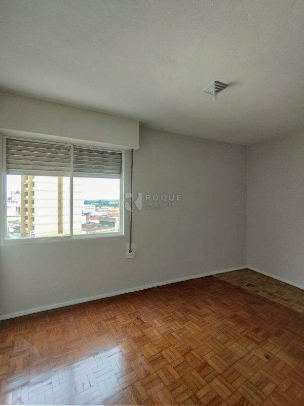 Apartamento à venda no bairro Centro: Dormitório 2