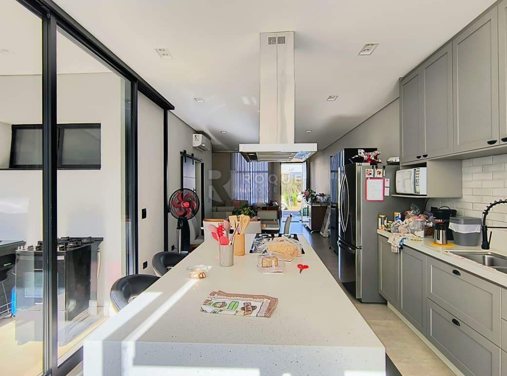 Casa em condomínio para aluguel no bairro Residenciais Fazenda Itapema: Cozinha