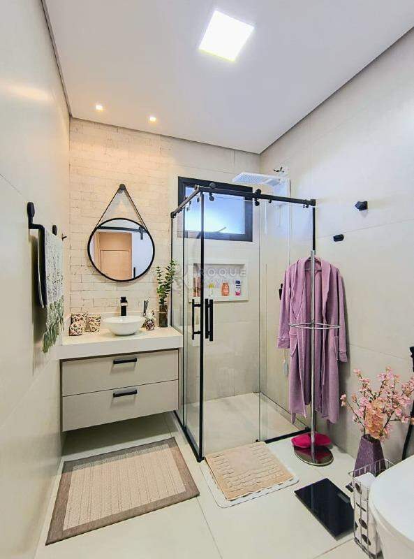 Casa em condomínio para aluguel no bairro Residenciais Fazenda Itapema: Wc social