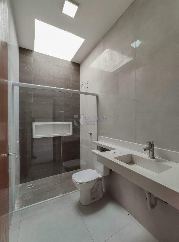 Casa Residencial para aluguel no bairro Jardim Marajoara: WC social 