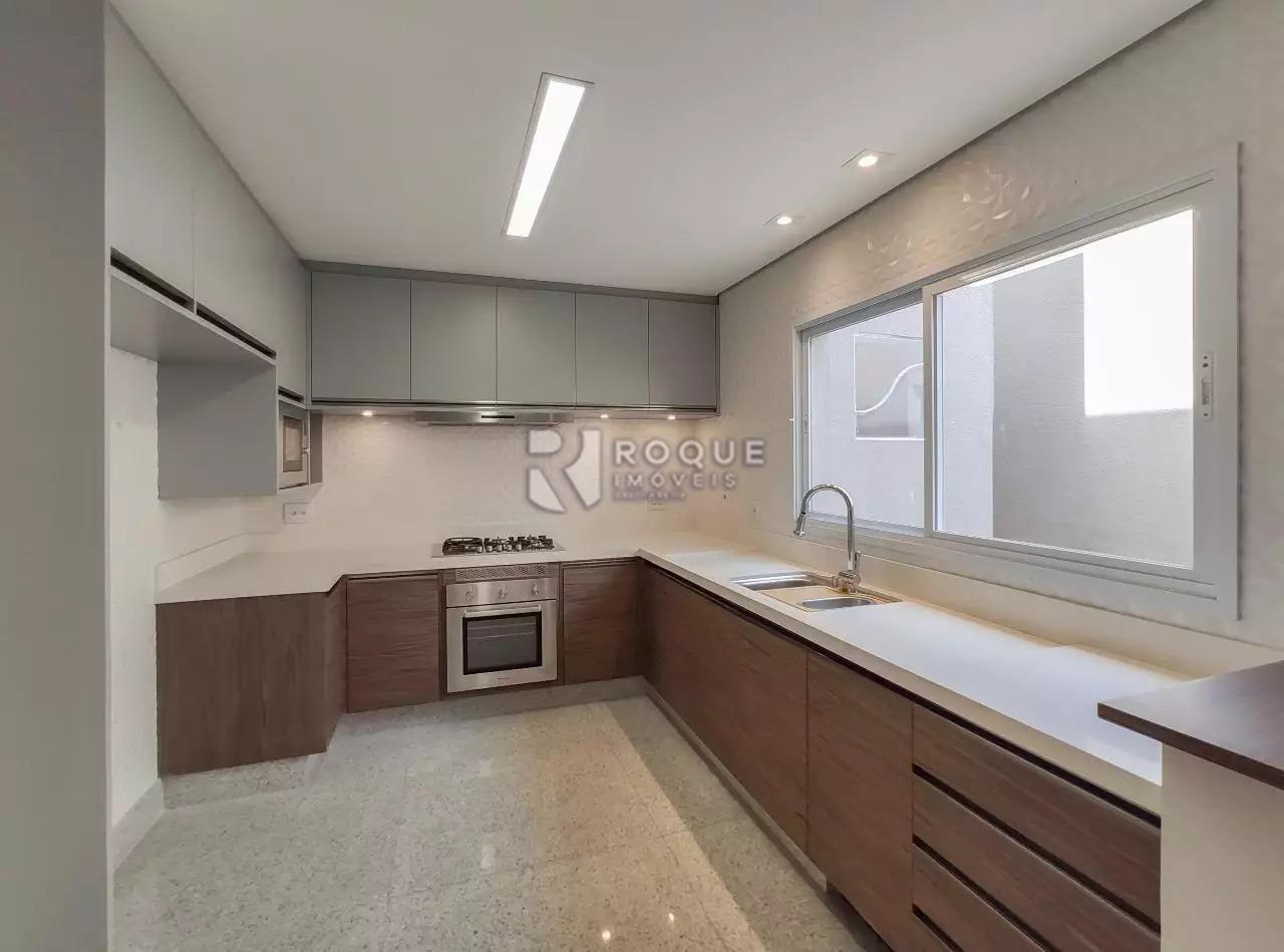 Casa em condomínio à venda no bairro Jardim Residencial Monsenhor Rossi: COZINHA