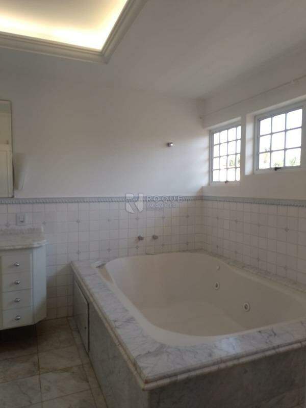 Casa em condomínio à venda no bairro Jardim Residencial Monsenhor Rossi: WC dormitório 04