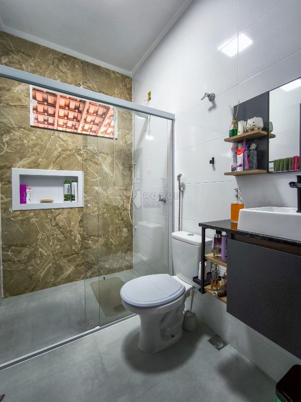 Chácara à venda no bairro Bairro dos Pires de Baixo: WC SUÍTE 1