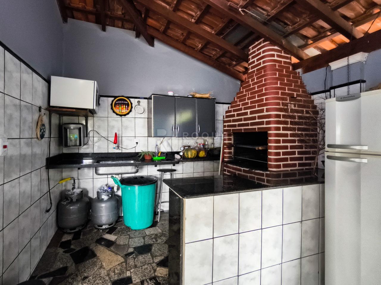 Chácara à venda no bairro Bairro dos Pires de Baixo: ÁREA GOURMET