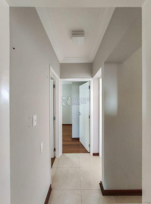 Apartamento para aluguel no bairro Centro: Hall