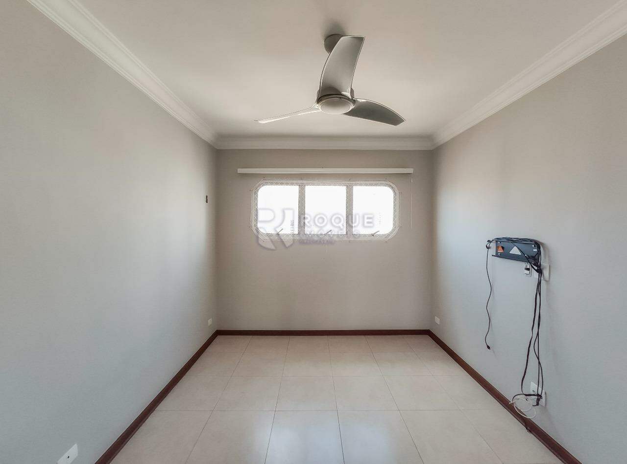 Apartamento para aluguel no bairro Centro: Sala 2