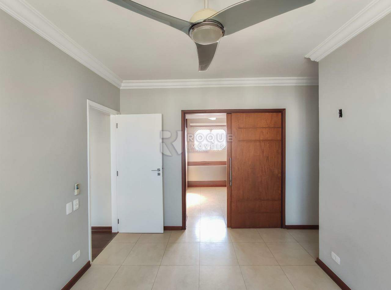 Apartamento para aluguel no bairro Centro: Sala 2