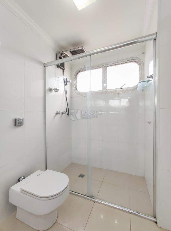 Apartamento para aluguel no bairro Centro: WC suíte