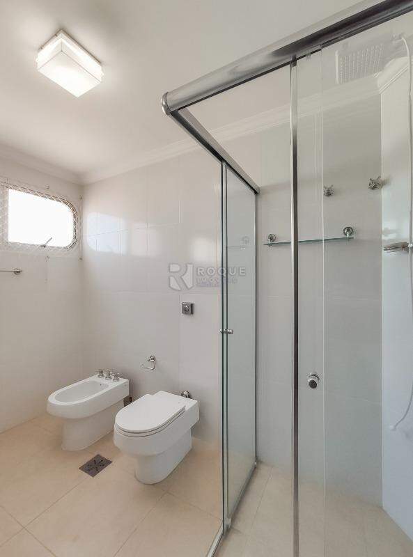 Apartamento para aluguel no bairro Centro: WC social