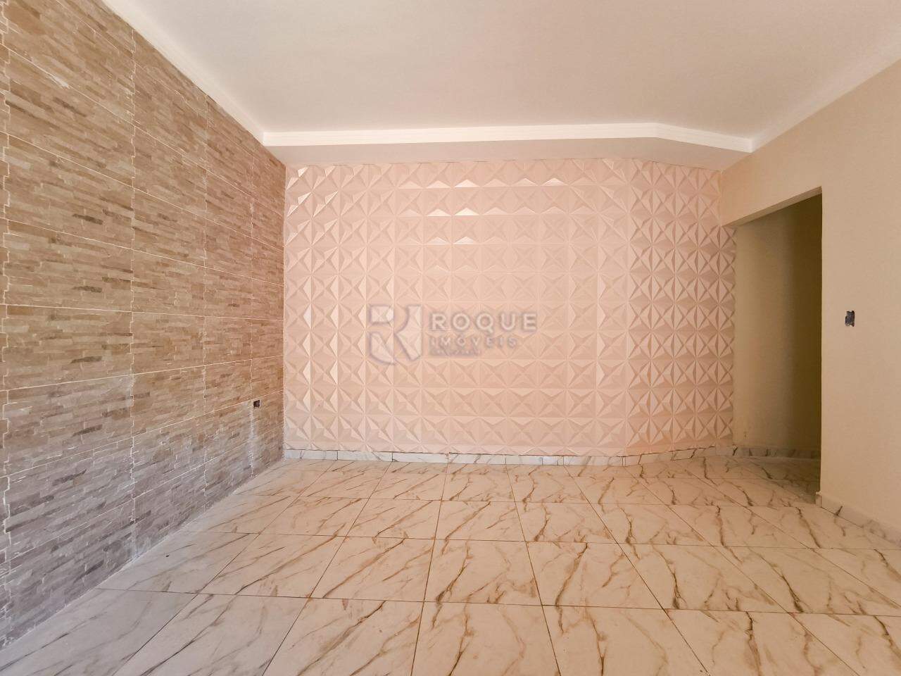 Chácara à venda no bairro Jardim Lagoa Nova: SALA DE ESTAR