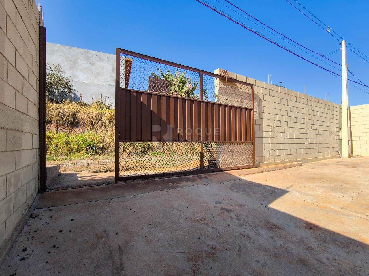 Chácara à venda no bairro Jardim Lagoa Nova: ENTRADA