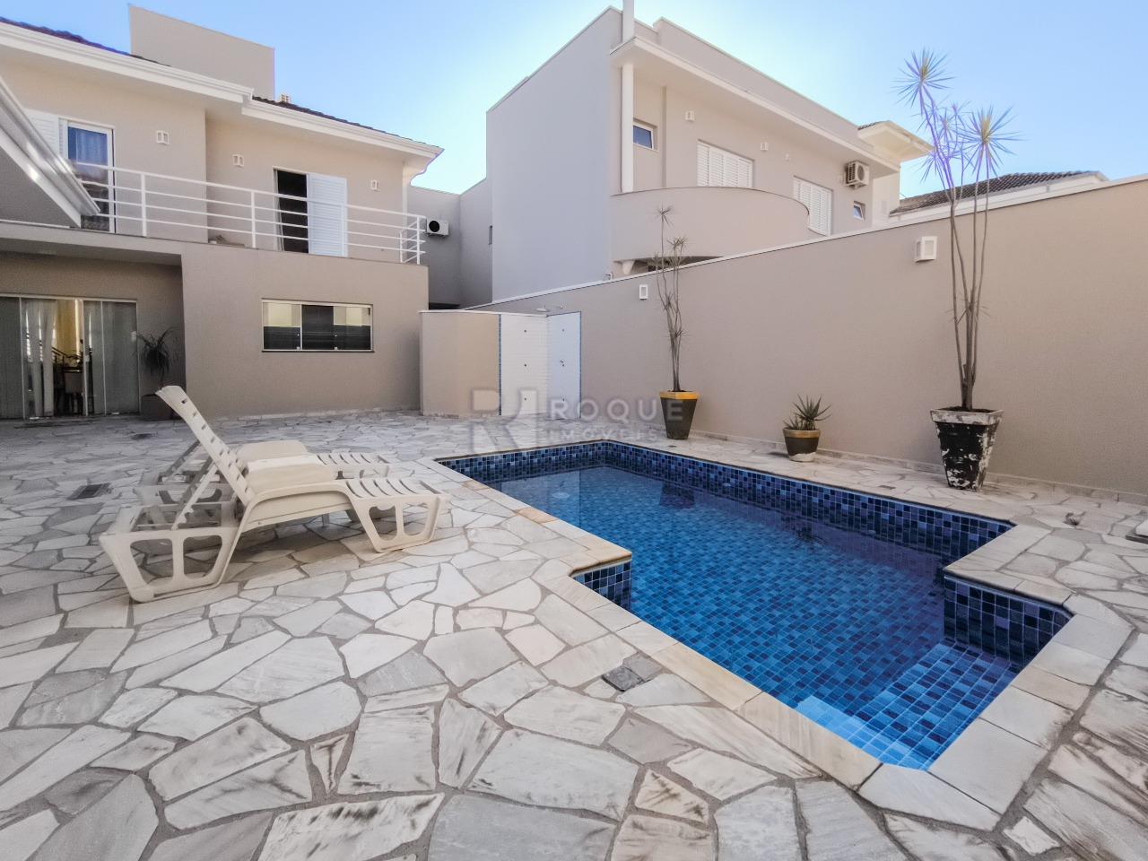 Casa em condomínio à venda no bairro Jardim Terras de Santa Elisa: ÁREA EXTERNA