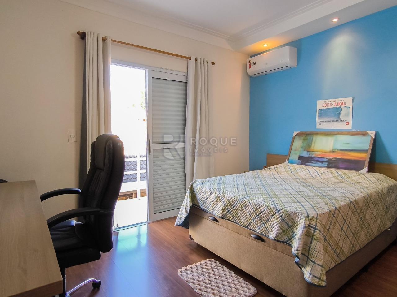 Casa em condomínio à venda no bairro Jardim Terras de Santa Elisa: SUÍTE