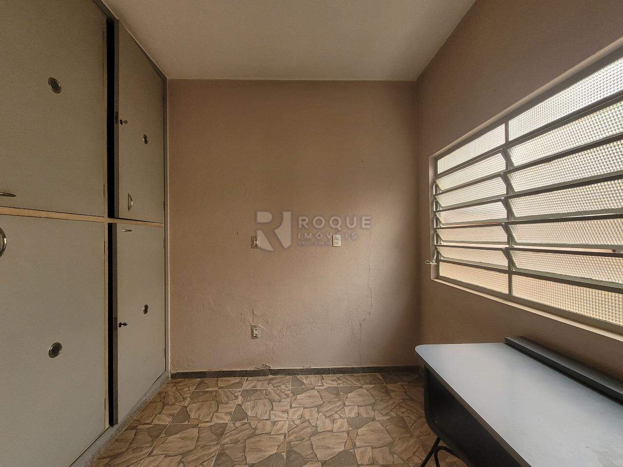 Casa Residencial para aluguel no bairro Centro: Escritório