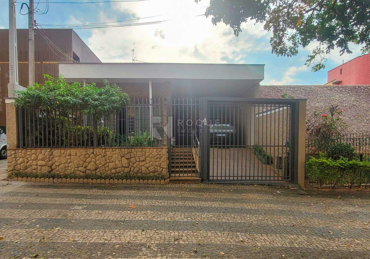 Casa Residencial para aluguel no bairro Centro: Fachada