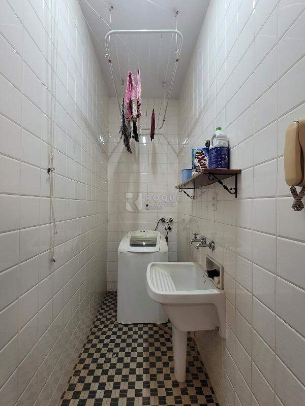 Casa Residencial para aluguel no bairro Centro: Lavanderia