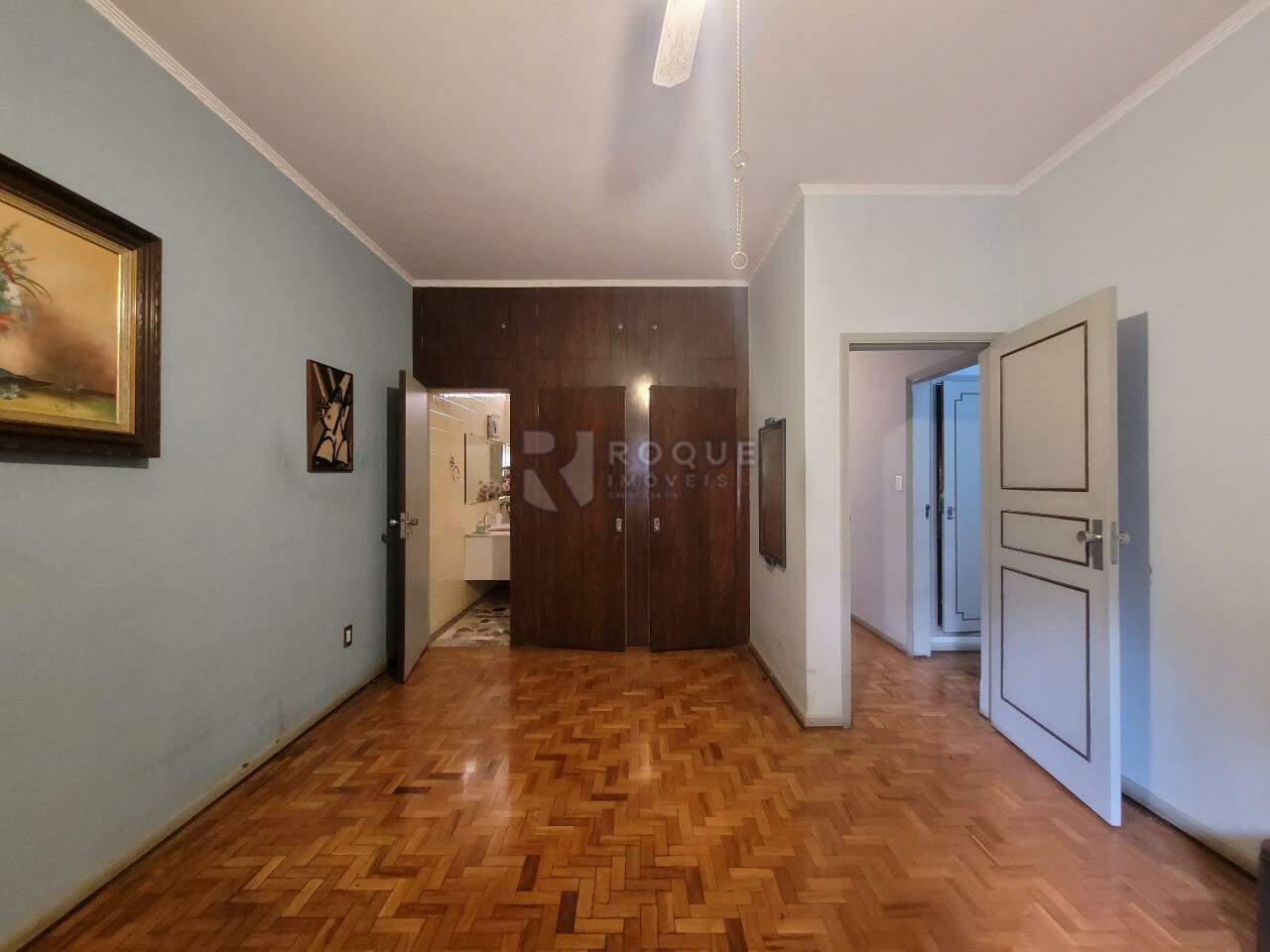 Casa Residencial para aluguel no bairro Centro: Dormitório suíte