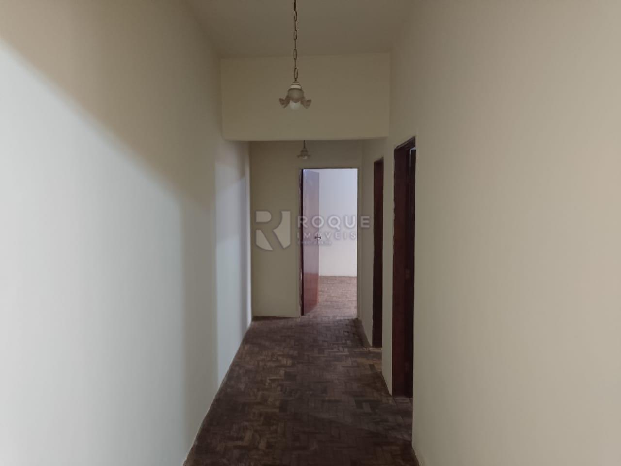 Casa Residencial para aluguel no bairro Vila São João: Hall dos dormitórios