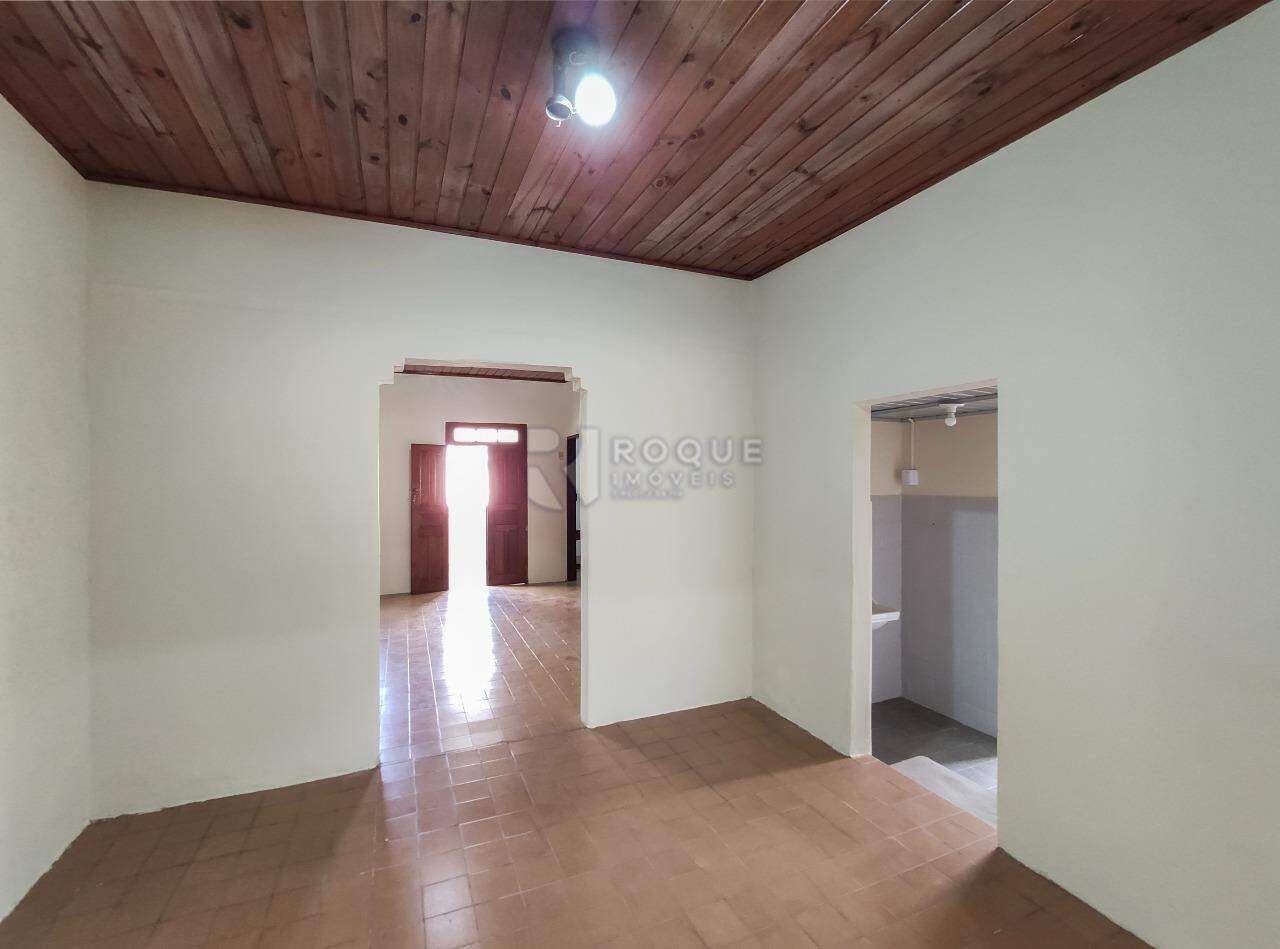 Casa Residencial para aluguel no bairro Vila Cristovam: Copa 