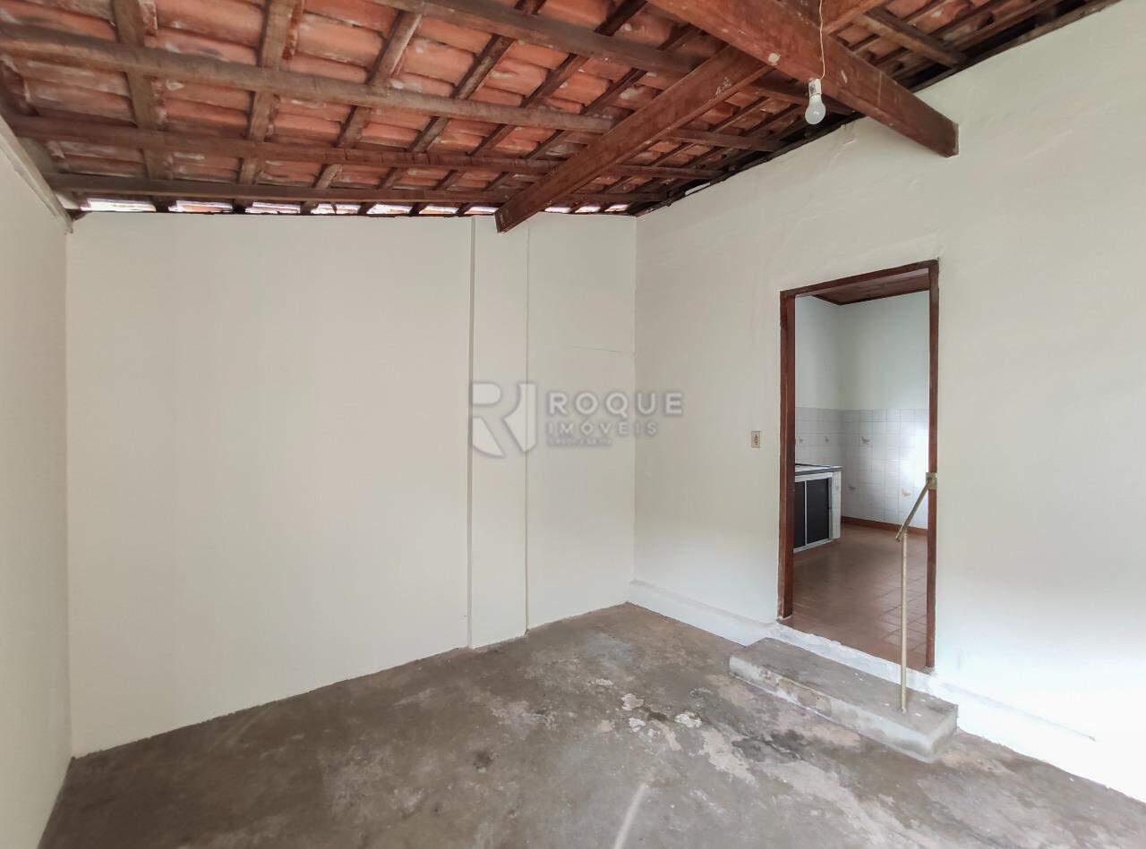 Casa Residencial para aluguel no bairro Vila Cristovam: Área de serviço 