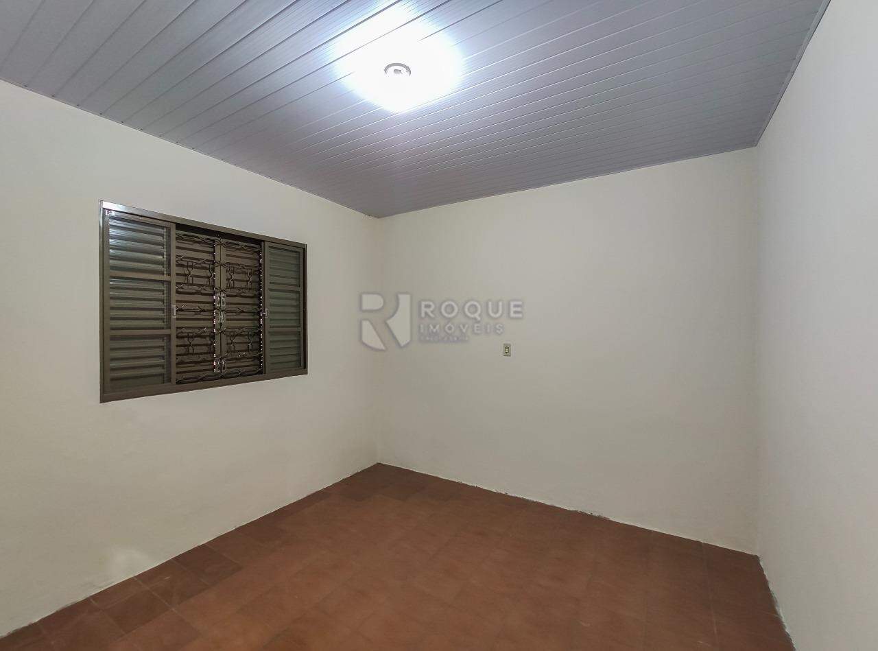 Casa Residencial para aluguel no bairro Vila Cristovam: Dormitório 1