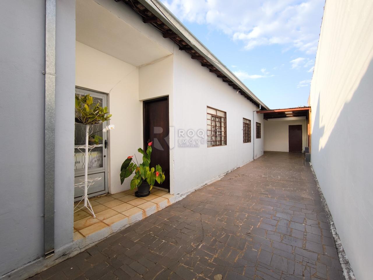 Casa Comercial à venda no bairro Jardim Nova Itália: LATERAL EXTERNA