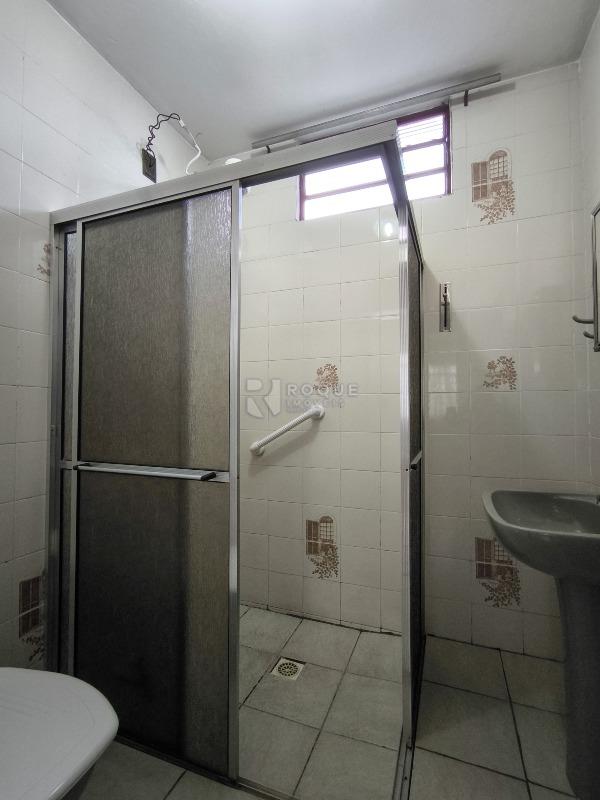 Casa Comercial à venda no bairro Jardim Nova Itália: BANHEIRO SOCIAL