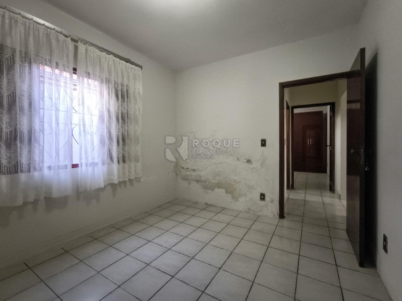 Casa Comercial à venda no bairro Jardim Nova Itália: DORMITÓRIO 2