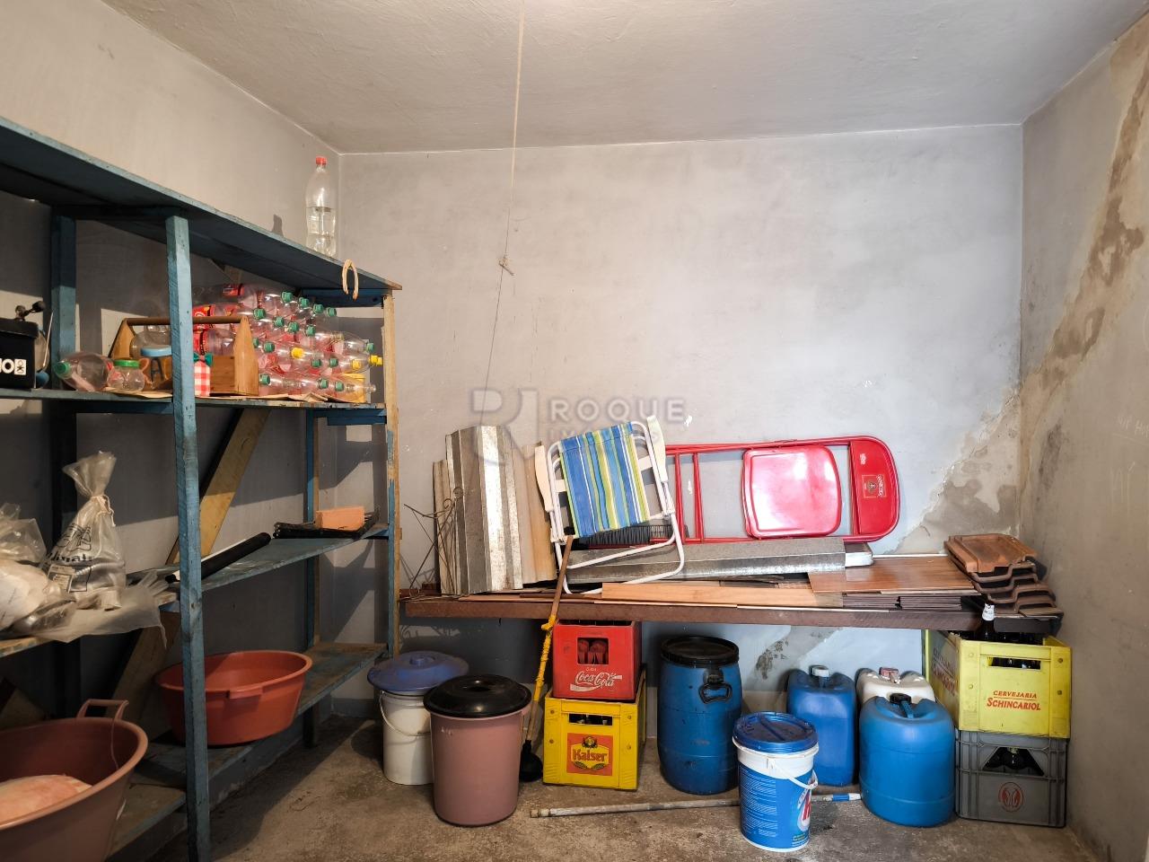 Casa Comercial à venda no bairro Jardim Nova Itália: DESPEJO EDÍCULA