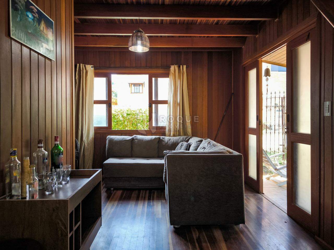 Casa em condomínio à venda no bairro Bairro dos Pires: SALA DE ESTAR