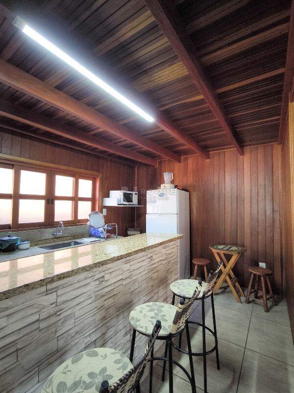 Casa em condomínio à venda no bairro Bairro dos Pires: COZINHA