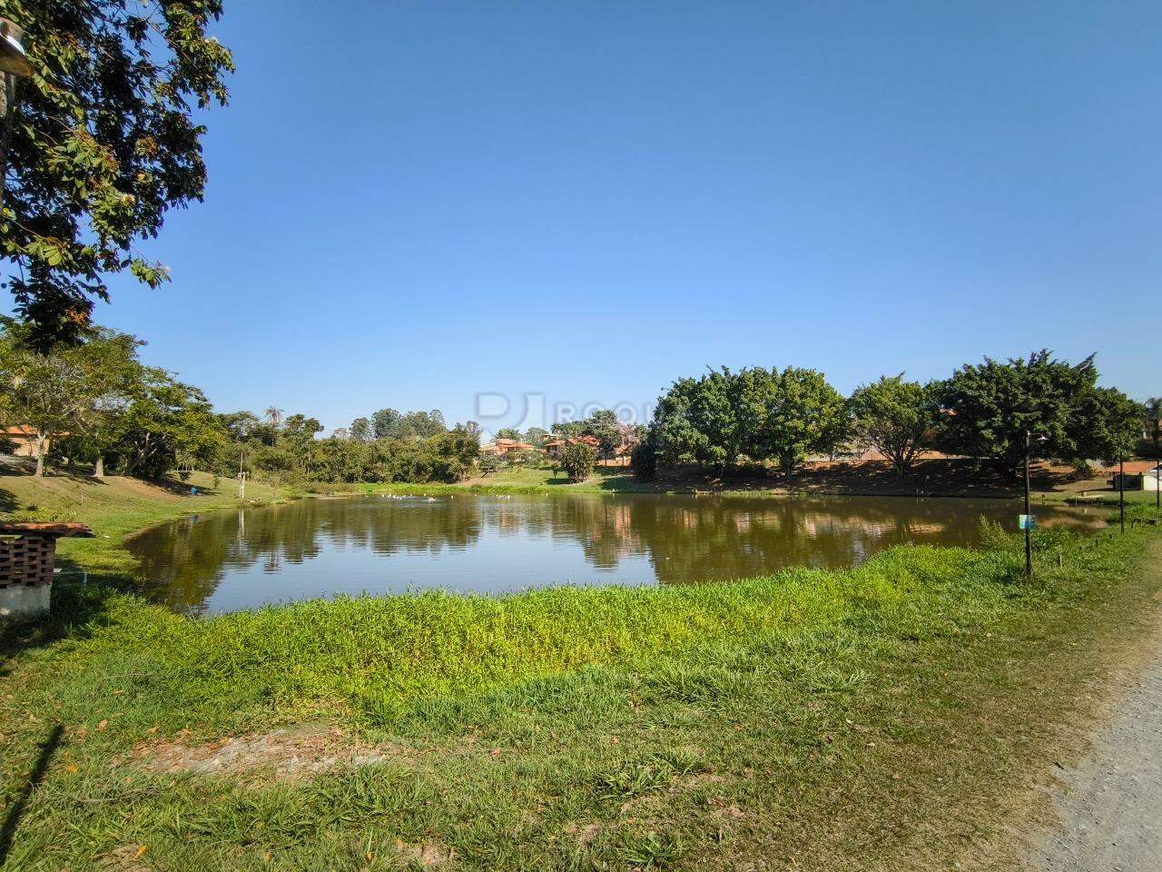 Casa em condomínio à venda no bairro Bairro dos Pires: LAGO