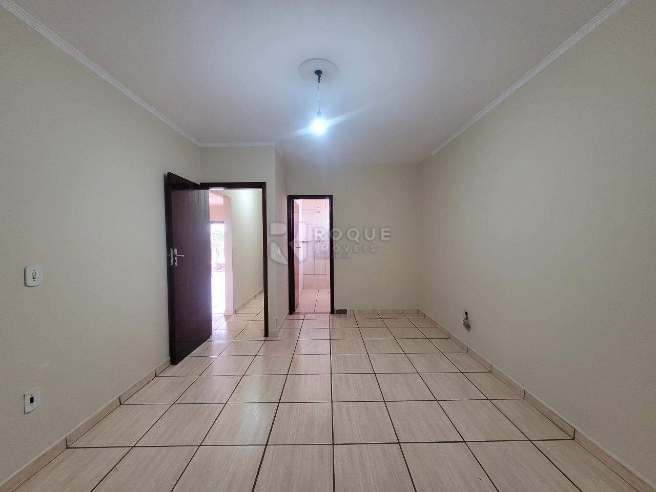 Casa Residencial para aluguel no bairro Jardim Orestes Veroni: Dormitório suíte