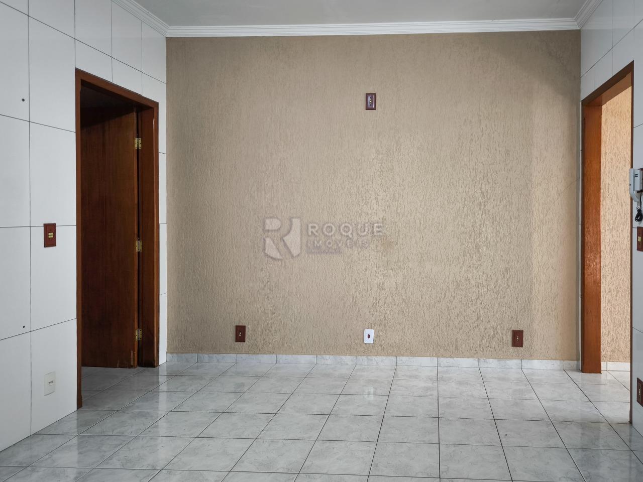 Casa Residencial à venda no bairro Jardim São Lourenço: COZINHA