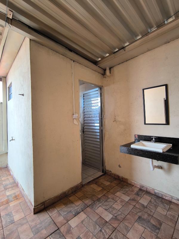 Casa Residencial à venda no bairro Jardim São Lourenço: LAVATÓRIO