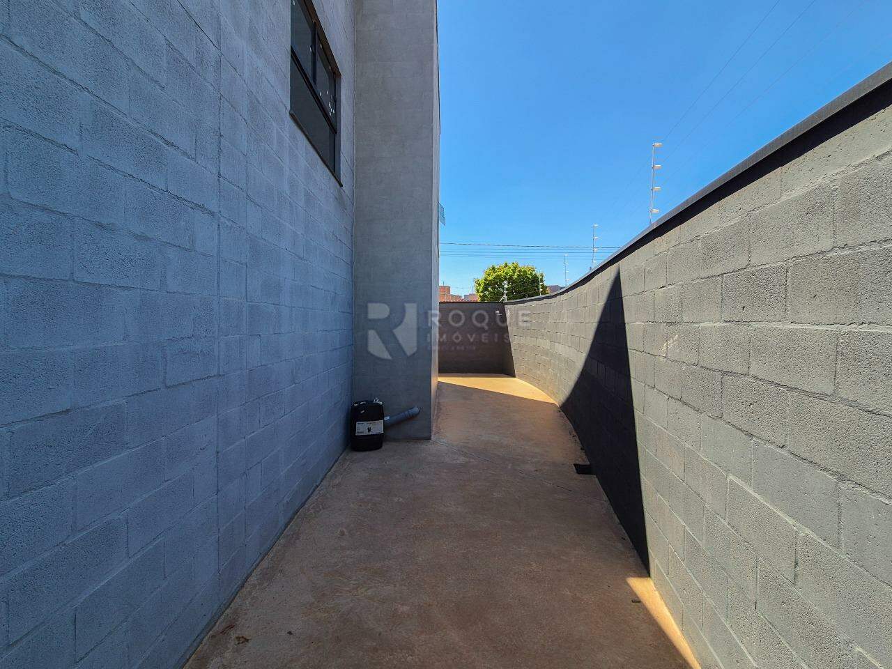 Barracão/Galpão para aluguel no bairro Residencial Colinas do Engenho I: Corredor 