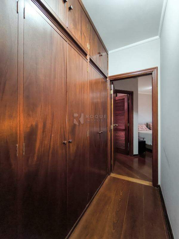 Apartamento à venda no bairro Centro: ROUPEIRO