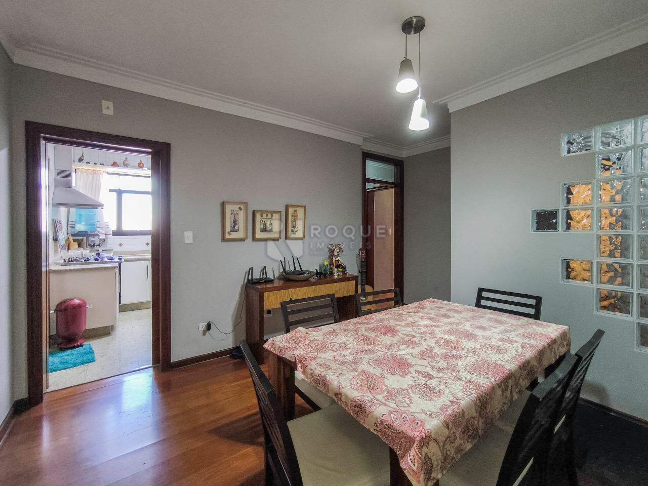 Apartamento à venda no bairro Centro: SALA DE CAFÉ DA MANHÃ
