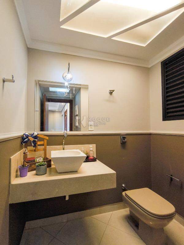 Apartamento à venda no bairro Centro: LAVABO