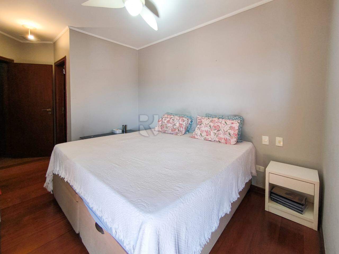 Apartamento à venda no bairro Centro: SUÍTE 1