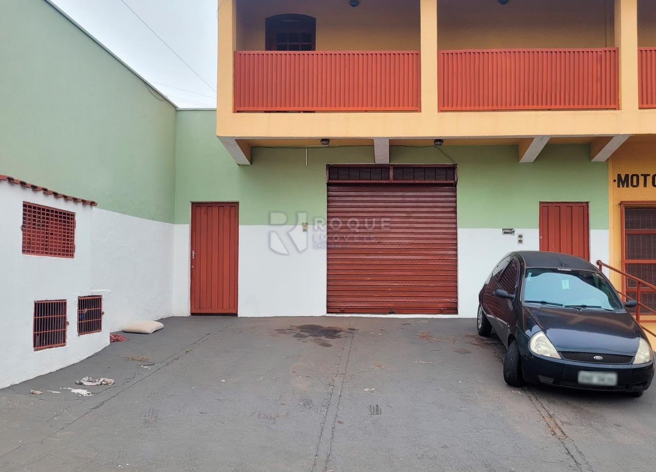 Salão para aluguel no bairro Vila Labaki: Fachada