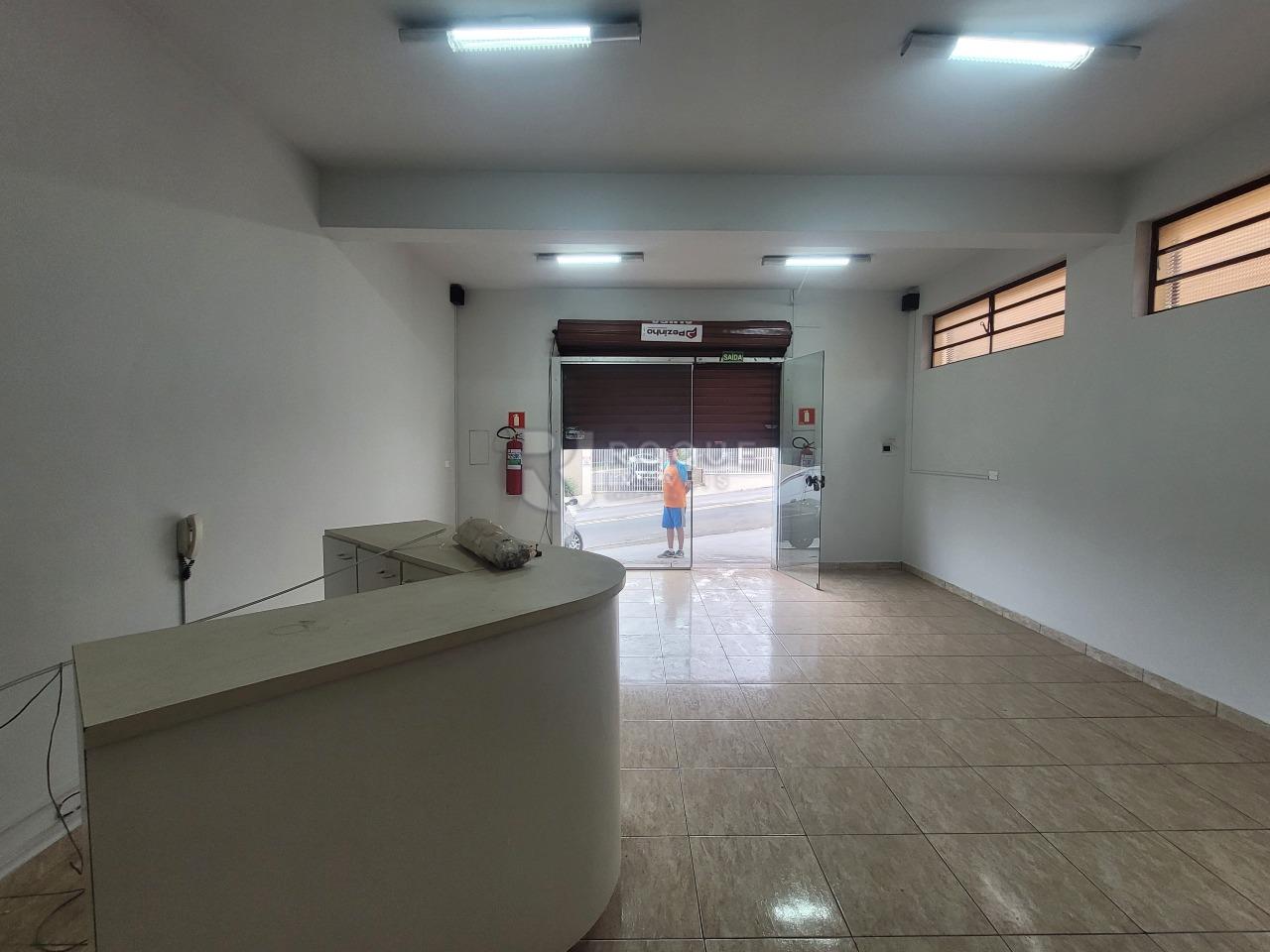 Salão para aluguel no bairro Vila Labaki: Salão