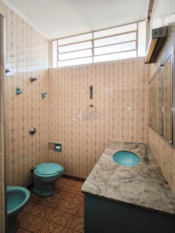 Casa Comercial à venda no bairro Vila da Glória: WC SUÍTE