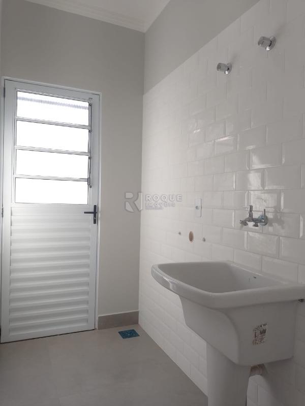 Casa Residencial para aluguel no bairro Vila Rosana: Área de serviço